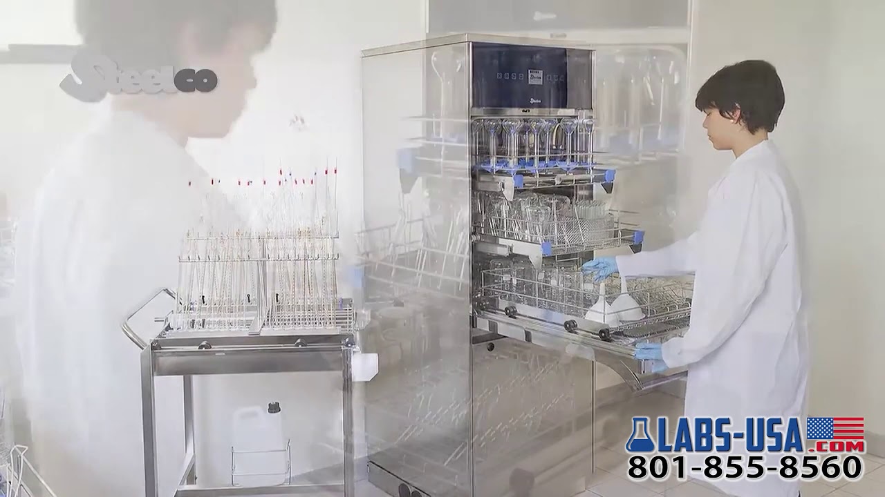 Washing glassware in a laboratory glassware washer